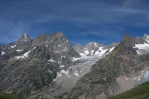 Image103s.jpg